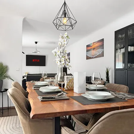 Stylischer Stgt 11 Pers Apartment *