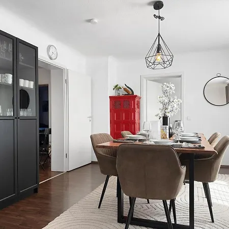 Stylischer Stgt 11 Pers Apartment *