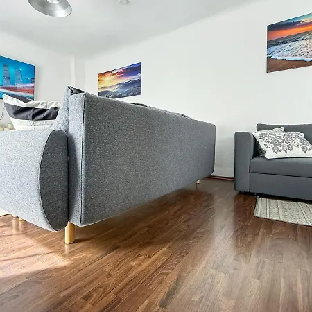 Apartamento Stylischer Stgt 11 Pers Estugarda